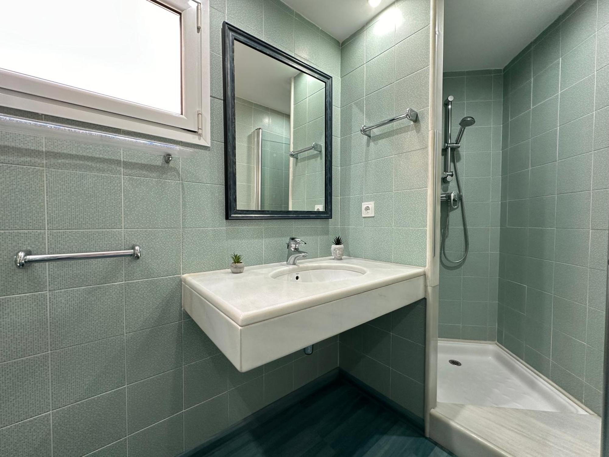 Agi Avenida Apartments Росас Экстерьер фото